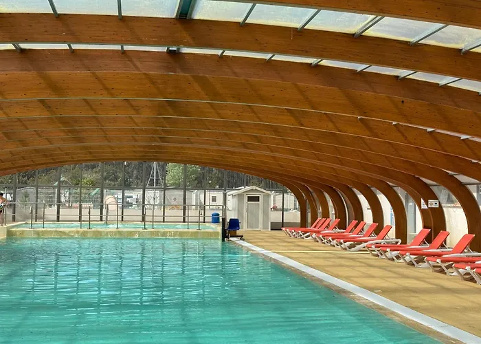 Campingplads Un Toit Sur Le Bassin Vue Foret